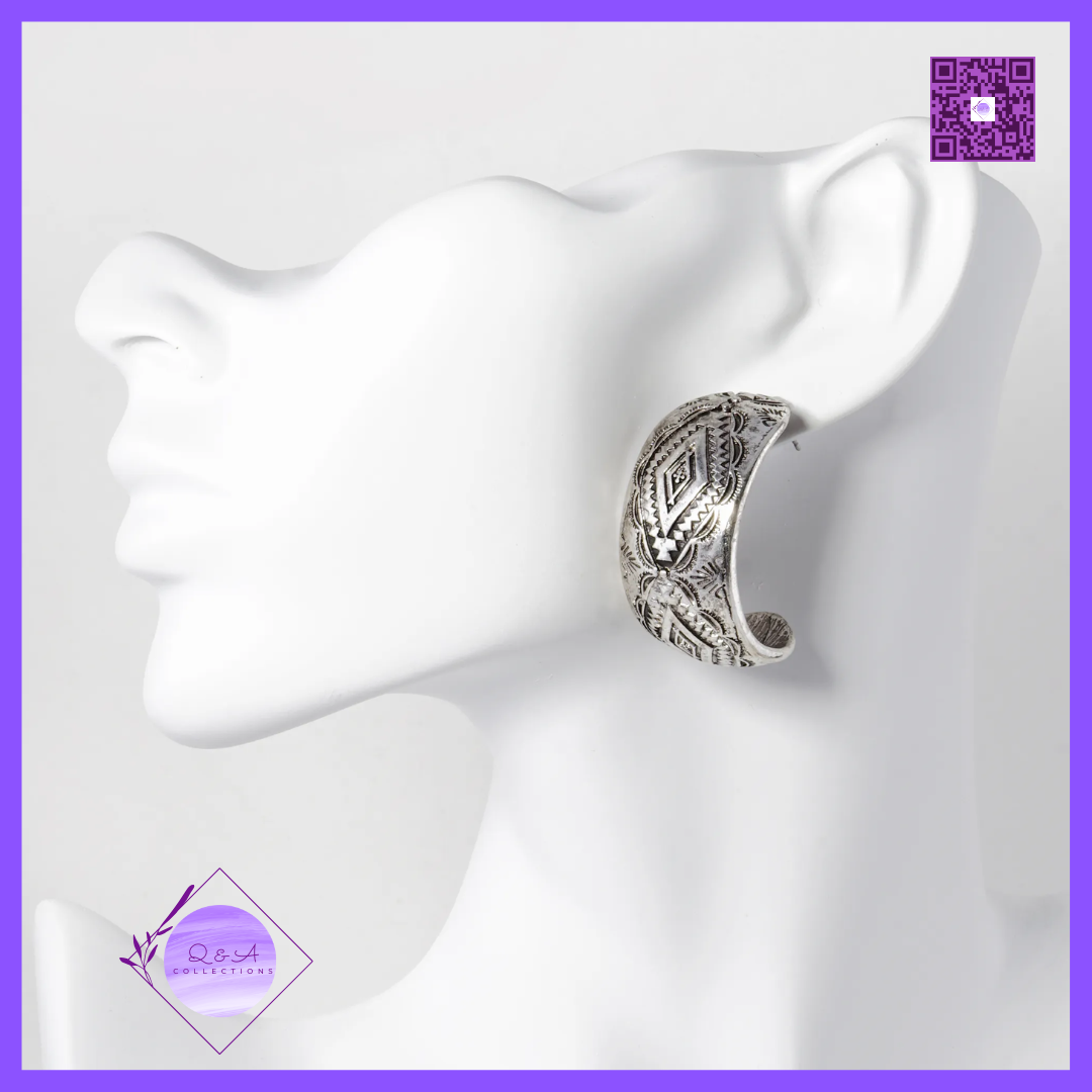 Western Tailored Pattern 35mm Wide Hoop Earrings - Diamond Chain Design